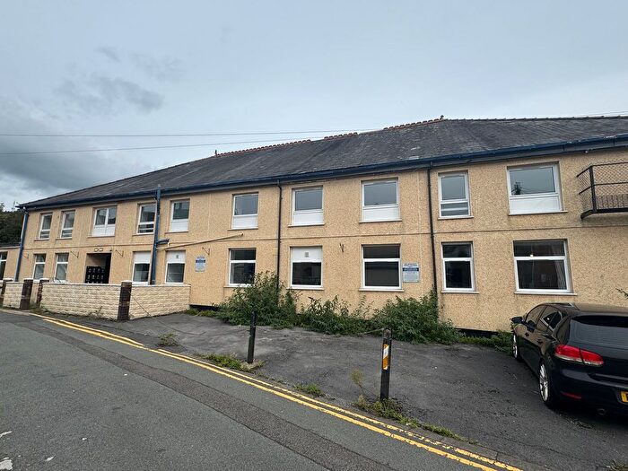 1 Bedroom Flat To Rent In Office Street, Tai Cwm Office Street, CF39