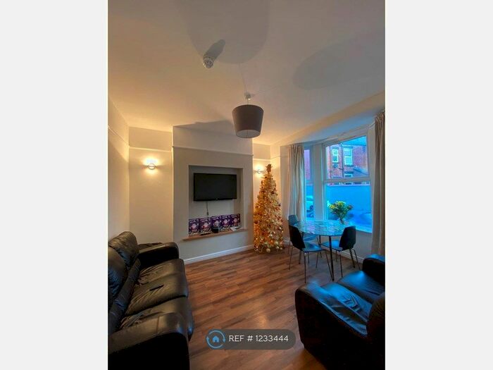 5 Bedroom Terraced House To Rent In Nithsdale Road, Liverpool L15