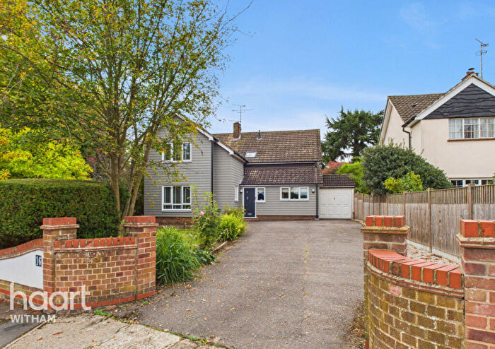 4 Bedroom Detached House For Sale In Foxmead, Rivenhall, CM8
