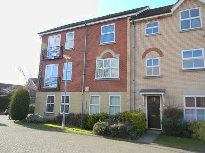 2 Bedroom Apartment To Rent In Ha'penny Bridge Way, Victoria Dock, Hull, East Yorkshire, HU9