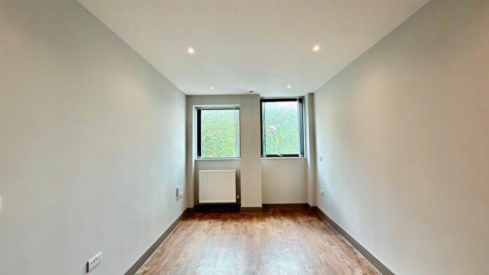 1 Bedroom Flat To Rent In Week Street, Maidstone, ME14