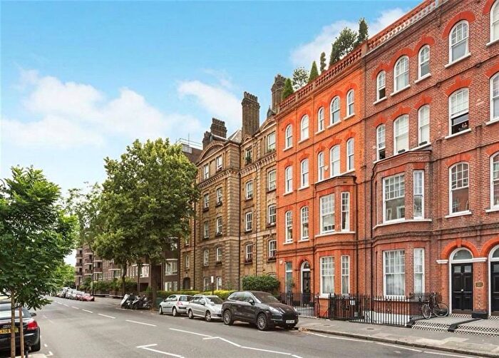 2 Bedroom Flat For Sale In Oakley Street, Chelsea, London, SW3