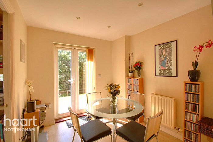 3 Bedroom End Of Terrace House For Sale In Sheridan Way, Sherwood, Nottingham, NG5