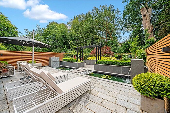 5 Bedroom Semi-Detached House To Rent In Courtside Close, Cheadle, Greater Manchester, SK8
