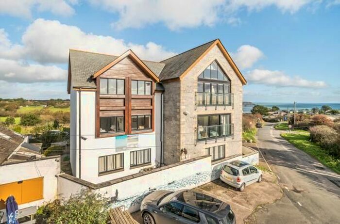 2 Bedroom Flat For Sale In The Beach, Kennack Sands, The Lizard, Cornwall, TR12