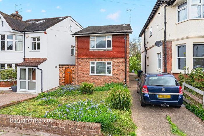 3 Bedroom Detached House For Sale In Dukes Avenue, New Malden, KT3