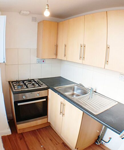 1 Bedroom Flat To Rent In Dock Road, Tilbury, RM18