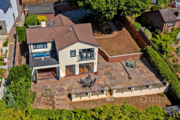 5 Bedroom Detached House For Sale In The Mount, Aspley Guise, MK17