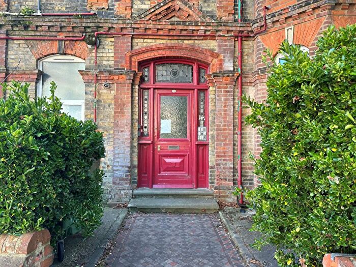 1 Bedroom Flat To Rent In Cheriton Road, Folkestone, CT20