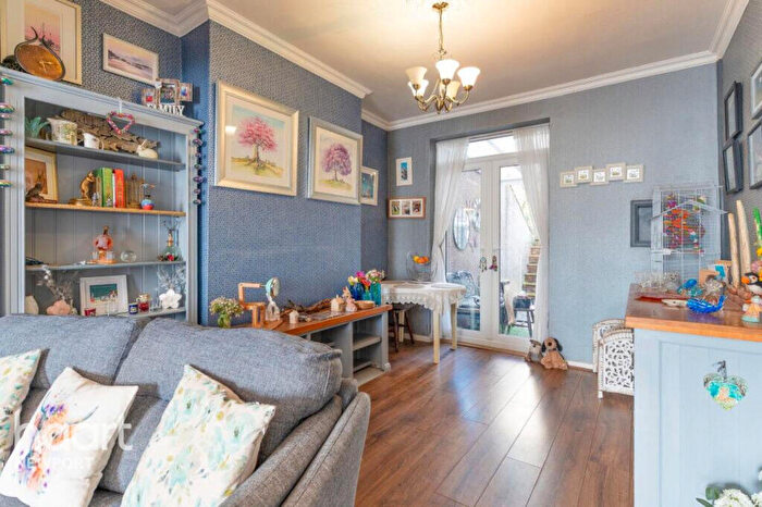 4 Bedroom Terraced House For Sale In Victoria Avenue, Newport, NP19