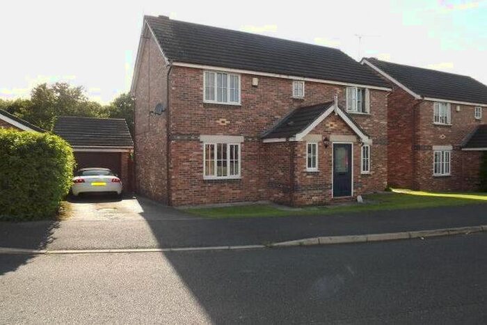 4 Bedroom Property To Rent In Hadrian Way, Middlewich, CW10