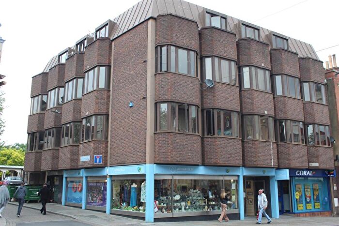 2 Bedroom Flat To Rent In - Northgate Street, Gloucester, GL1