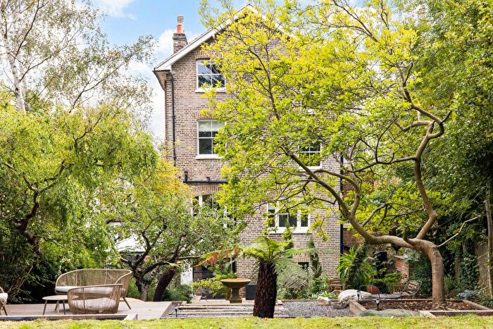 5 Bedroom Detached House For Sale In Hamlet Road, London, SE19