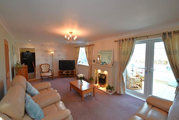 2 Bedroom Detached Bungalow For Sale In Sussex Avenue, Gawsworth, SK11