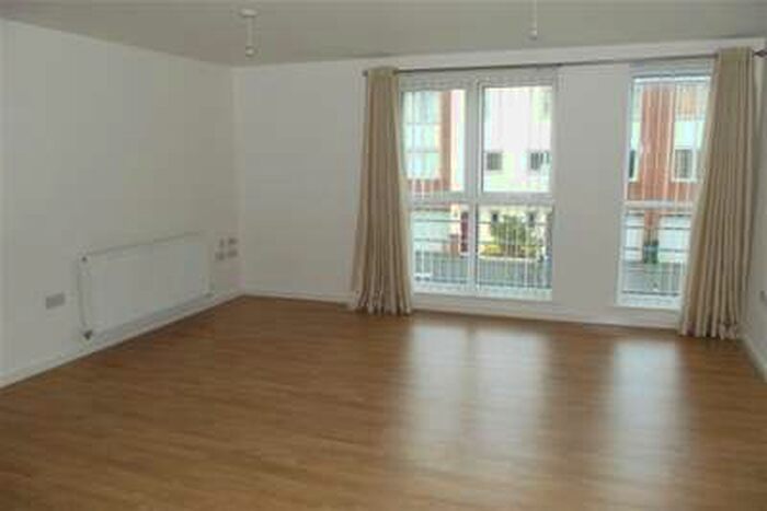 1 Bedroom Flat To Rent In Springhead Parkway, Northfleet, DA11
