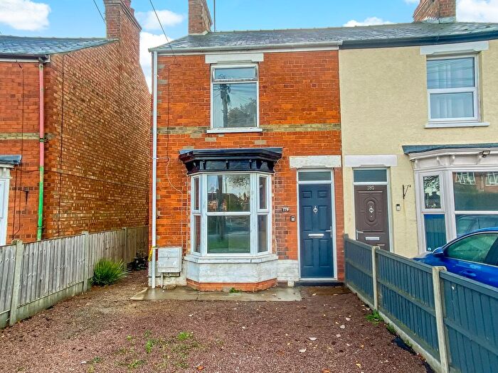 3 Bedroom Semi Detached House For Sale In Pennygate, Spalding, PE11