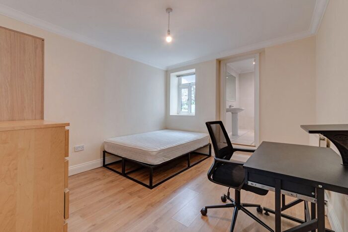 4 Bedroom Flat To Rent In Haverstock Hill, Chalk Farm, NW3