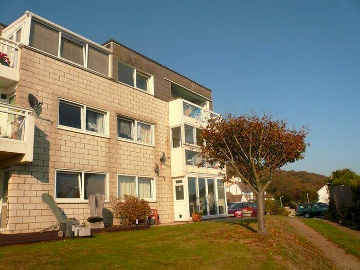 2 Bedroom Flat To Rent In Sandgate, Folkestone, CT20