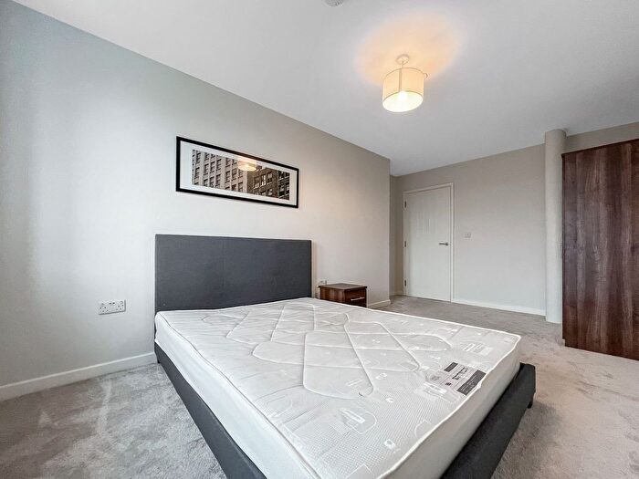 1 Bedroom Property To Rent In Block E, Victoria Riverside, Leeds, LS10