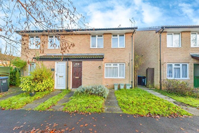 1 Bedroom Maisonette To Rent In Poppyfields, Welwyn Garden City, AL7