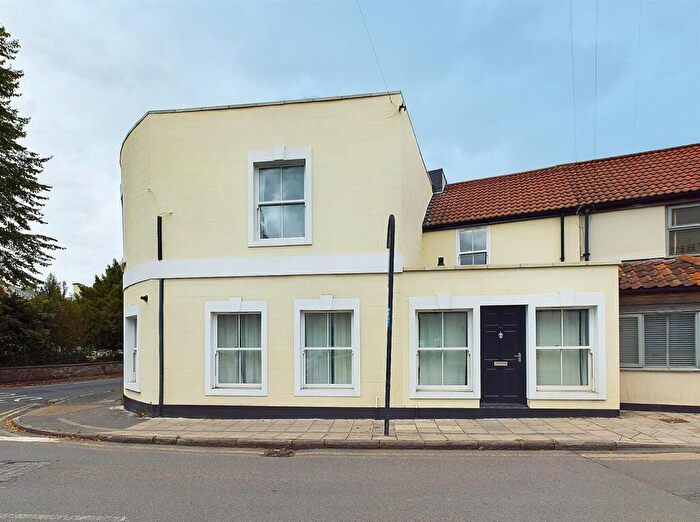 6 Bedroom Flat For Sale In Henbury Road, Westbury On Trym, Bristol, BS9