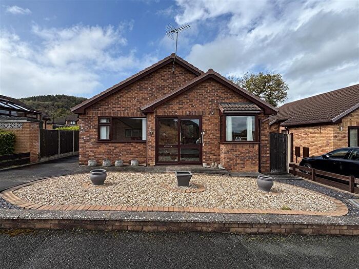 3 Bedroom Bungalow For Sale In Bryn Onnen, Abergele, LL22