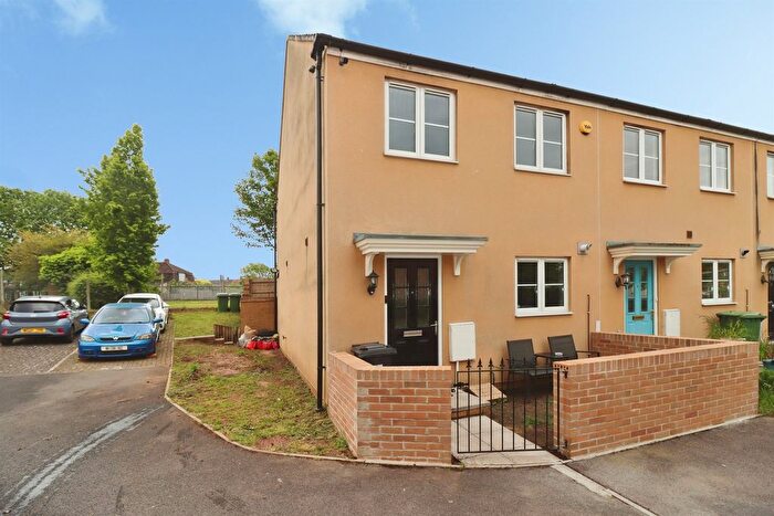 2 Bedroom End Terrace House For Sale In College Way, Filton, Bristol, BS34