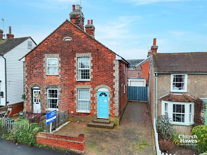 2 Bedroom Semi Detached House For Sale In Station Road, Burnham-on-Crouch, CM0