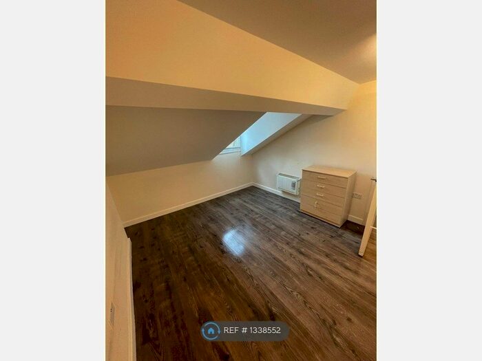 Studio To Rent In Church Road, London, E10