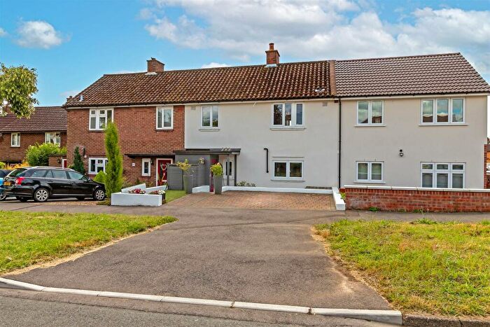4 Bedroom Terraced House For Sale In Tassell Hall, Redbourn, AL3