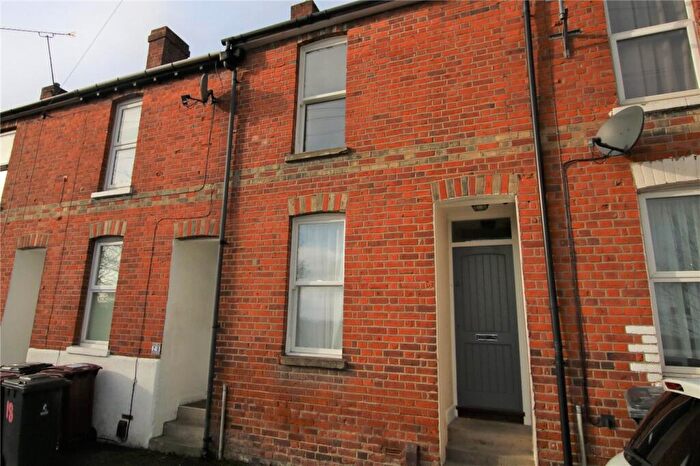 2 Bedroom Terraced House To Rent In Dover Street, Reading, Berkshire, RG1