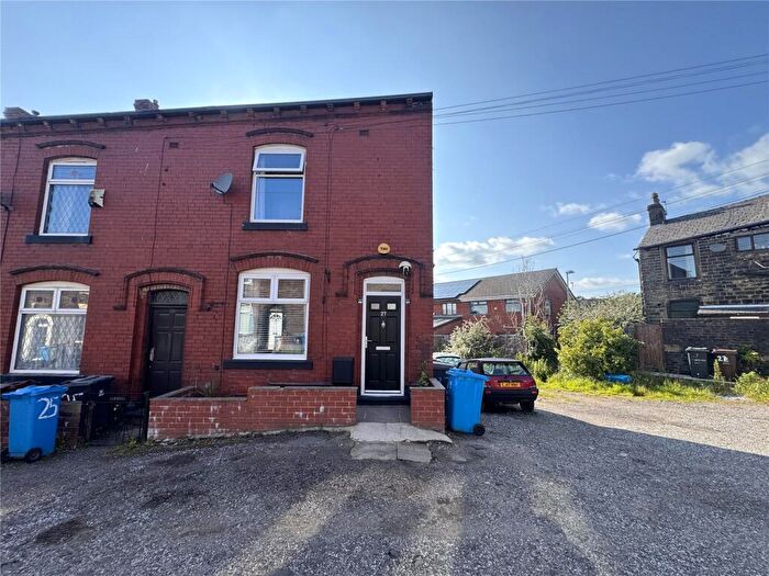 2 Bedroom End Of Terrace House To Rent In Dickens Street, Oldham, Greater Manchester, OL1