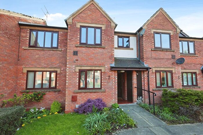 2 Bedroom Retirement Property For Sale In Smallwood Mews, Heswall, CH60