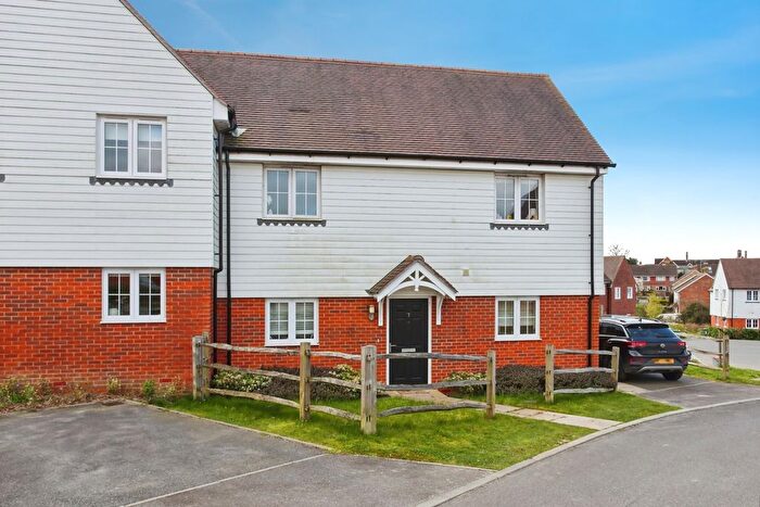 3 Bedroom Semi-Detached House For Sale In Field Rise, Ticehurst, Wadhurst, East Sussex, TN5