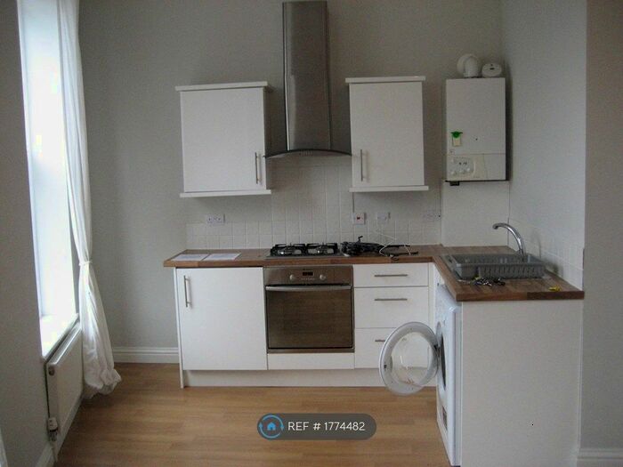 1 Bedroom Flat To Rent In Richmond Road, Ramsgate, CT11