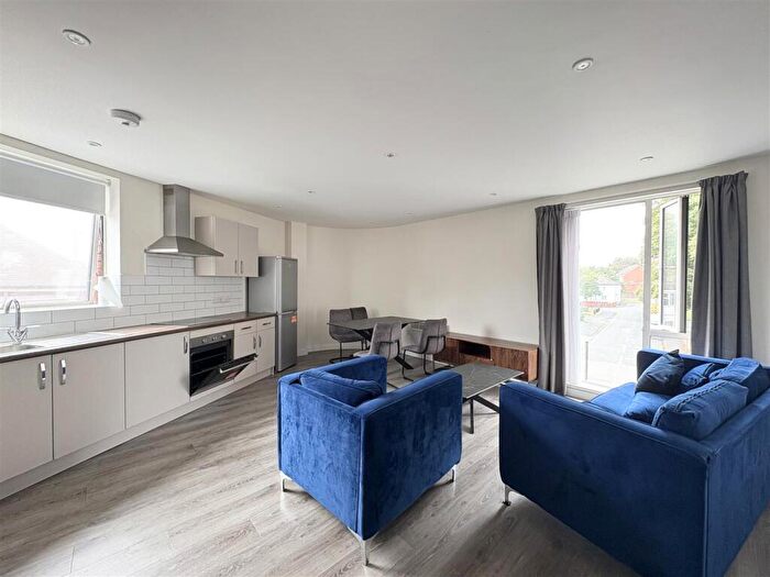 2 Bedroom Flat To Rent In The Curve, Nottingham, NG7