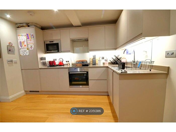 1 Bedroom Flat To Rent In Hammerwood Road, Ashurst Wood, East Grinstead, RH19