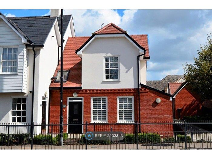 1 Bedroom Maisonette To Rent In Garland Court, Billericay, CM12