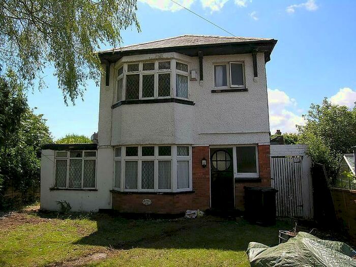 6 Bedroom House To Rent In Bedroom Detached House In Winton, BH9