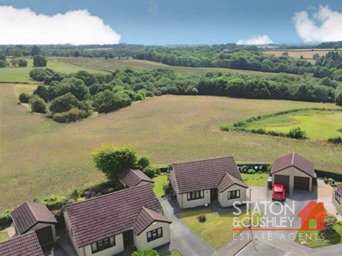 3 Bedroom Detached Bungalow For Sale In Maple Grove, Glapwell, S44