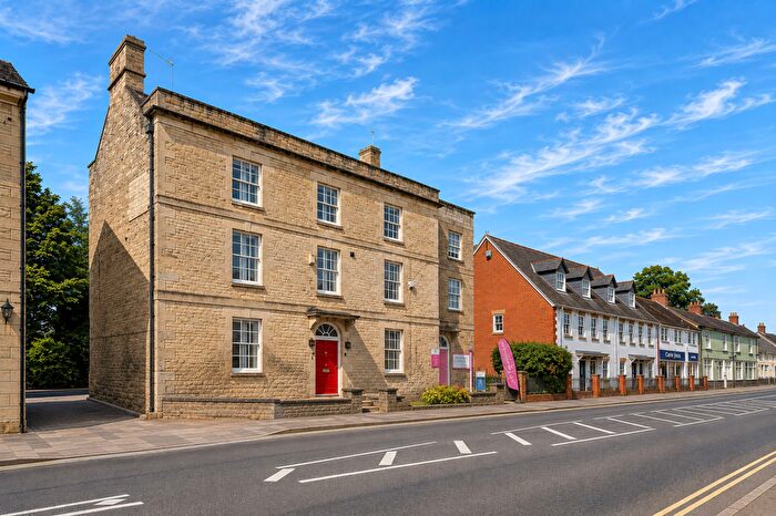 1 Bedroom Flat To Rent In Banbury Road, Suffolk House, OX5