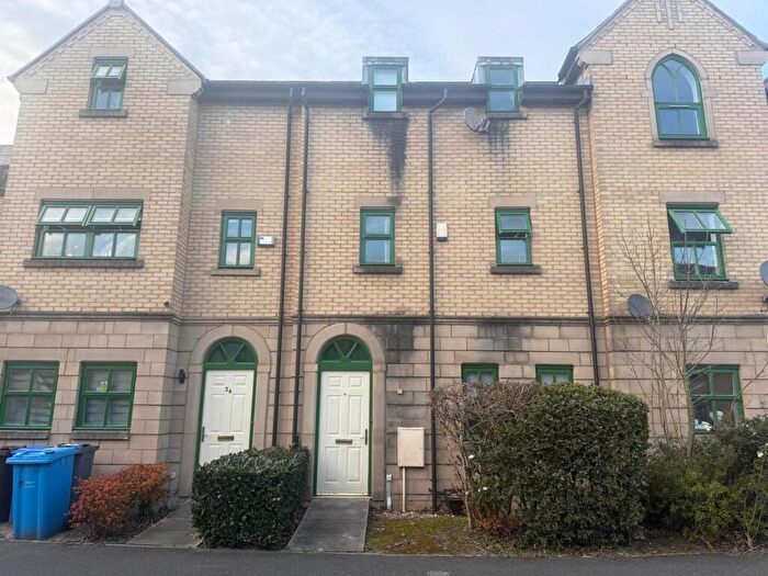 5 Bedroom Property To Rent In Schuster Road, Victoria Park, £pppw, M14