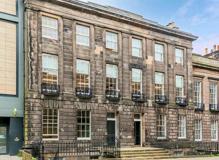 2 Bedroom Flat To Rent In Torphichen Street, West End, Edinburgh, EH3