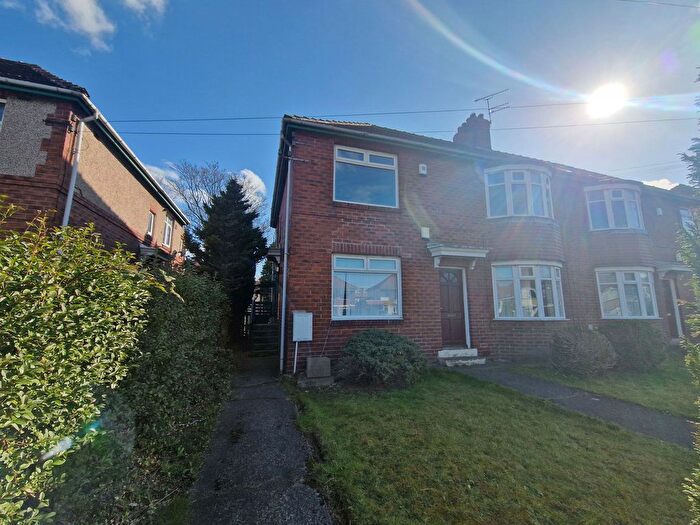 2 Bedroom Flat To Rent In Great North Road, Gosforth, Newcastle Upon Tyne, NE3