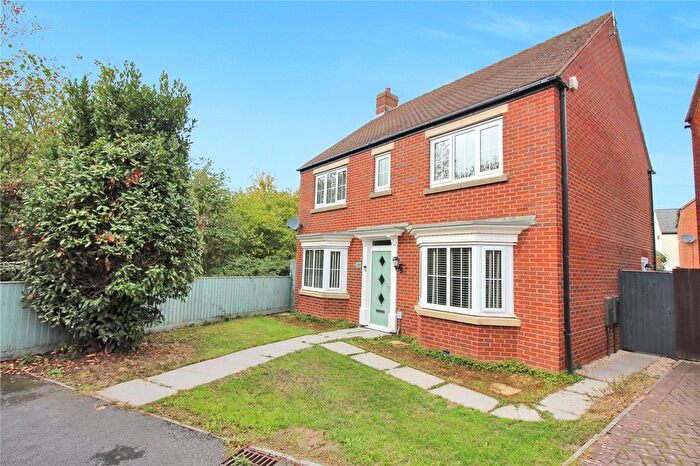 4 Bedroom Detached House For Sale In Stardust Crescent, Oakhurst, Swindon, SN25