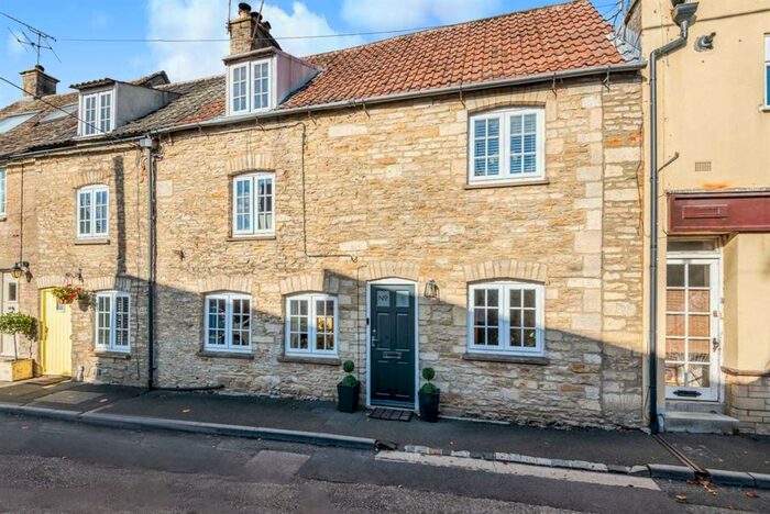 4 Bedroom Cottage To Rent In West Street, Tetbury, GL8