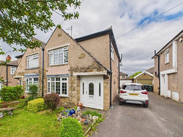 3 Bedroom Semi-Detached House For Sale In Woodside Crescent, Bingley, BD16
