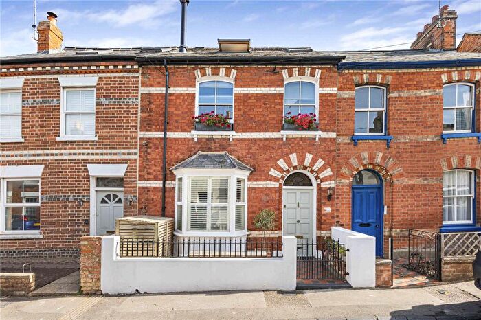 4 Bedroom Terraced House For Sale In Greys Hill, RG9