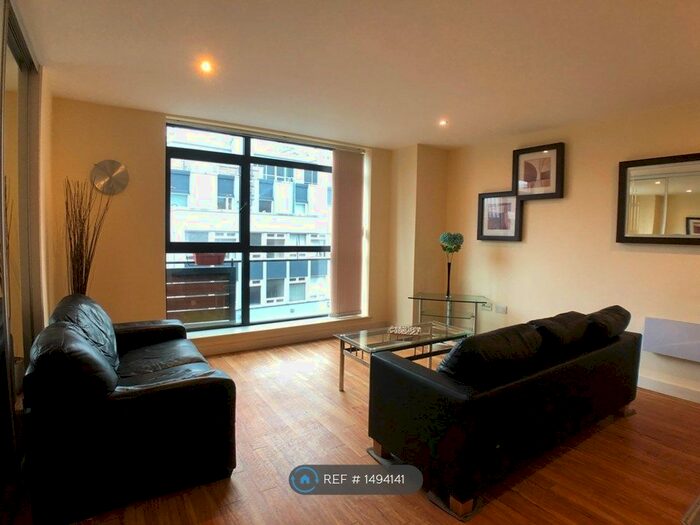 2 Bedroom Flat To Rent In St. Mary Street, Salford, M3