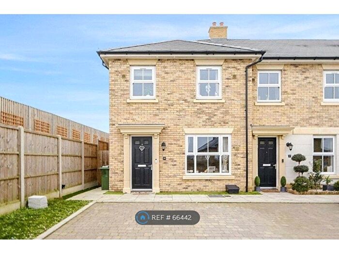 3 Bedroom End Of Terrace House To Rent In Mason Avenue, Swanscombe, DA10